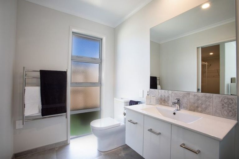 Photo of property in 38 Stevenson Drive, Papamoa, 3118