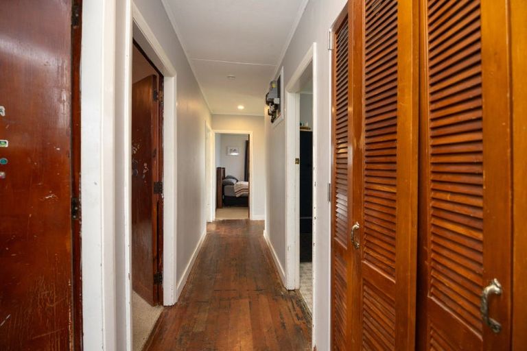 Photo of property in 44 Cambridge Street, Milson, Palmerston North, 4414