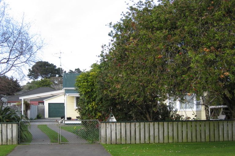 Photo of property in 17 Nikau Street, Tawhero, Whanganui, 4501