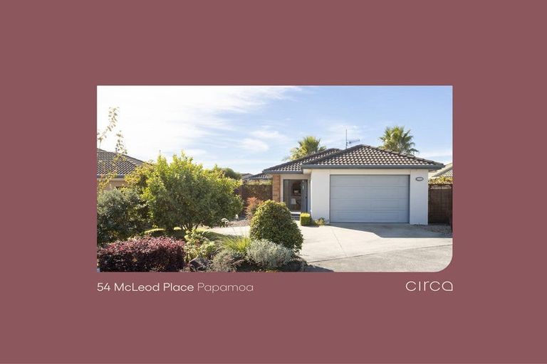 Photo of property in 54 Mcleod Place, Papamoa Beach, Papamoa, 3118