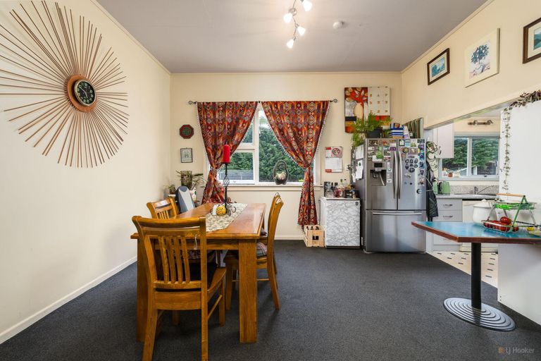 Photo of property in 13 Queens Terrace, Waimate, 7978