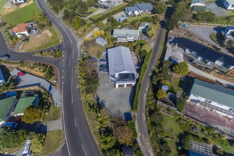 Photo of property in 33 Cable Bay Block Road, Cable Bay, 0420