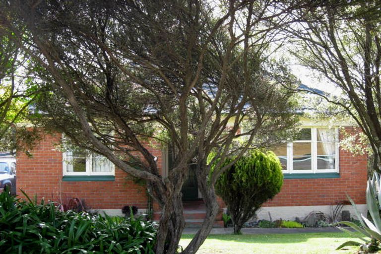 Photo of property in 4 Campbell Street, Nelson South, Nelson, 7010