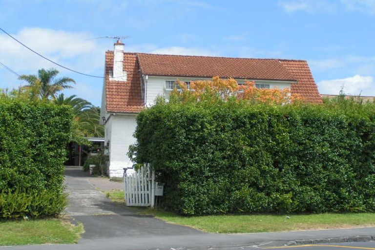 Photo of property in 319 Lake Road, Hauraki, Auckland, 0622