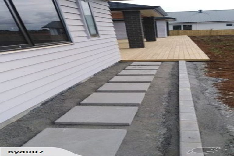 Photo of property in 21 Catherine Mclean Road, Pukekohe, 2120