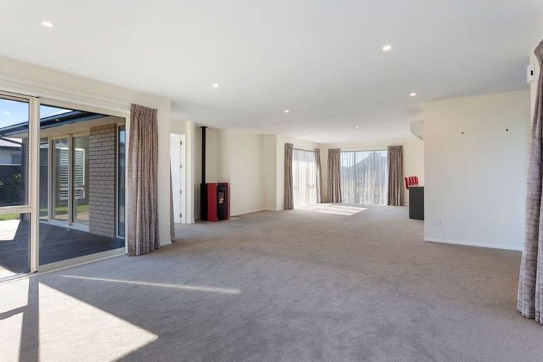 Photo of property in 26 Kingsdowne Drive, West Melton, 7618