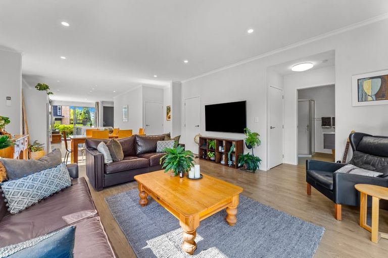 Photo of property in 14 Lester Street, Hobsonville, Auckland, 0616