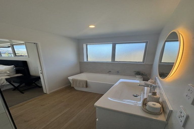 Photo of property in 37 Matai Springs Drive, Halswell, 8025