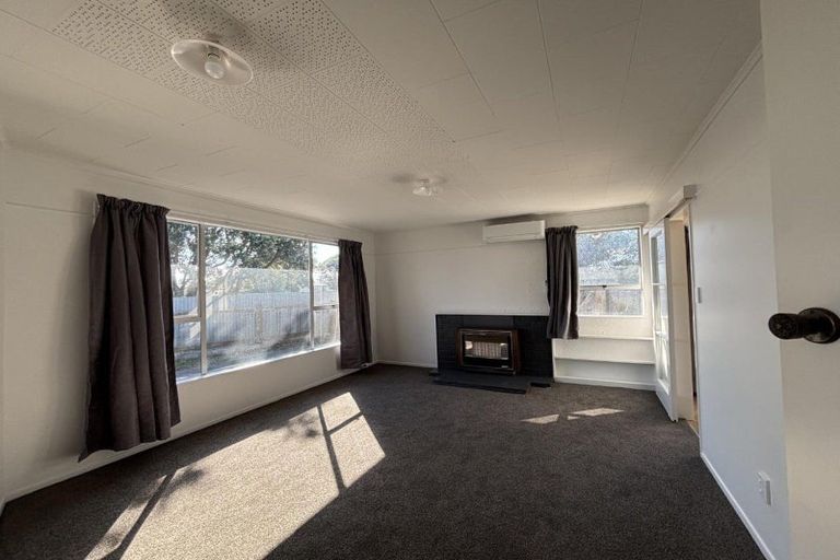 Photo of property in 20 Hood Street, Castlecliff, Whanganui, 4501