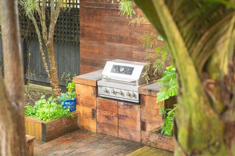 Photo of property in 1/121 Hataitai Road, Hataitai, Wellington, 6021