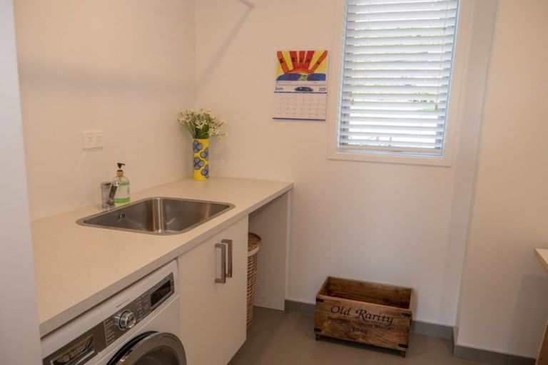 Photo of property in 14 Lori Lane, Coopers Beach, 0420