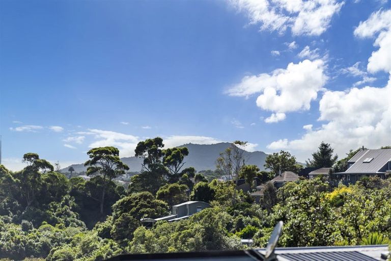 Photo of property in 68 Exmouth Road, Northcote, Auckland, 0627