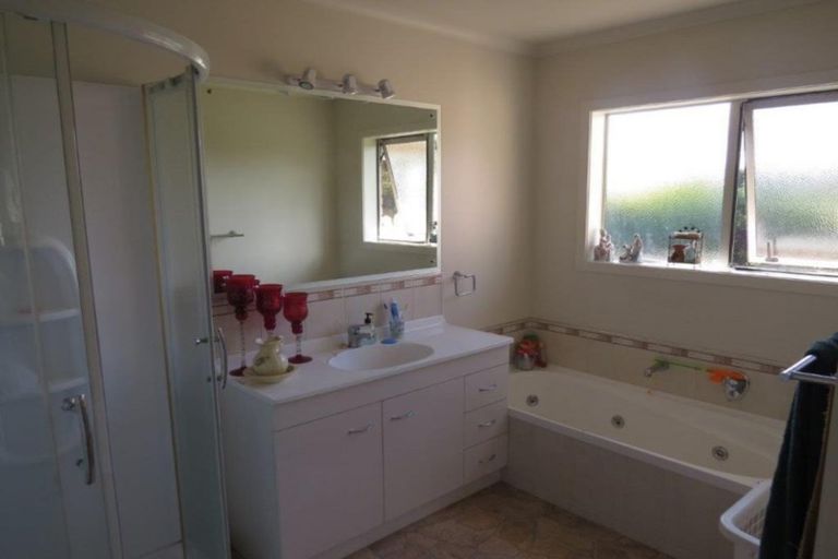 Photo of property in 28 West Road, Mangatainoka, Pahiatua, 4982