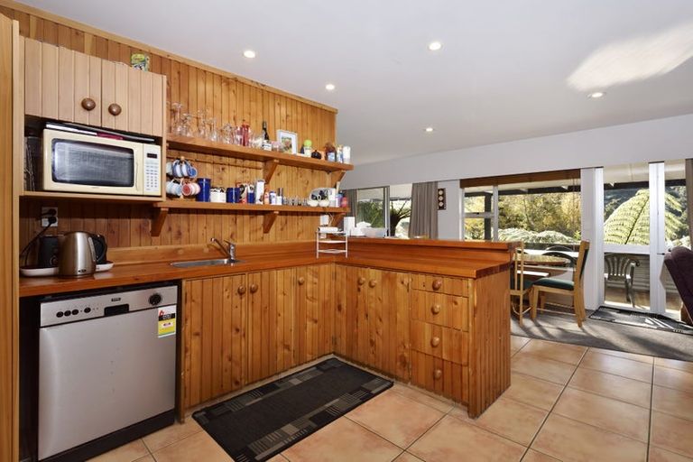 Photo of property in 38 Hope Drive, Okiwi Bay, 7193