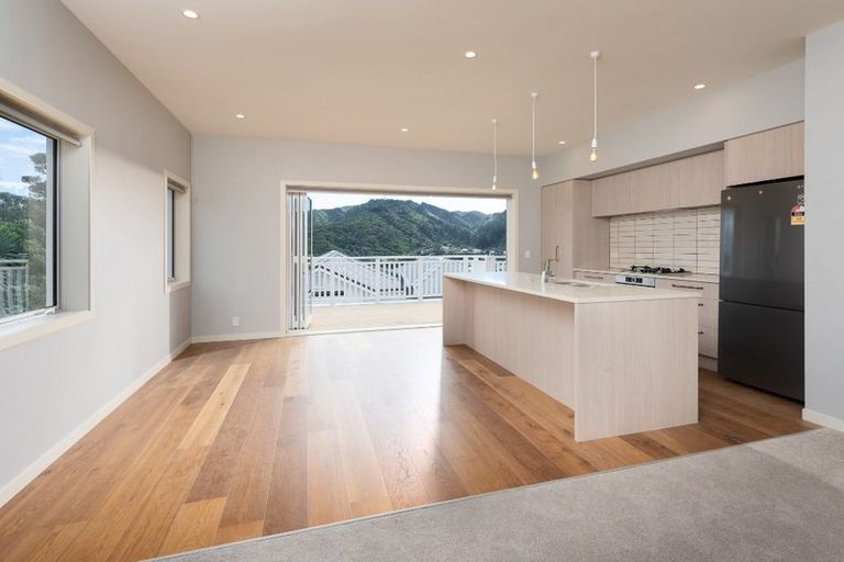 Photo of property in 3/74 Jubilee Road, Khandallah, Wellington, 6035