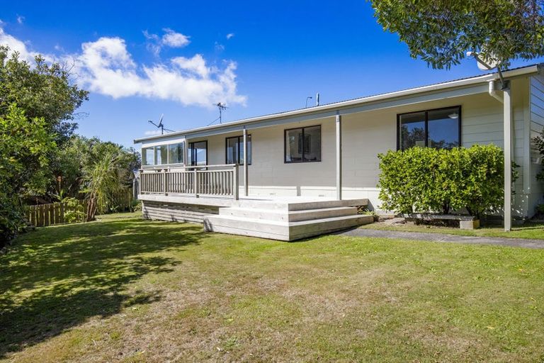 Photo of property in 6 Moki Street, Titahi Bay, Porirua, 5022