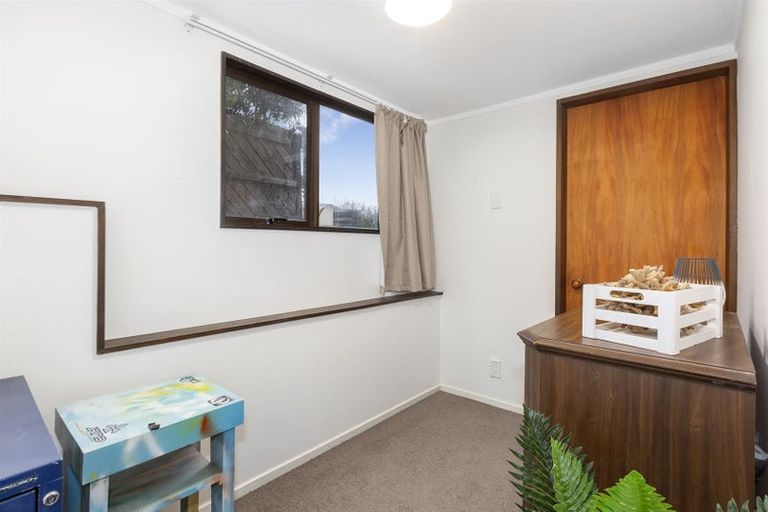 Photo of property in 5 The Haven, Whitby, Porirua, 5024