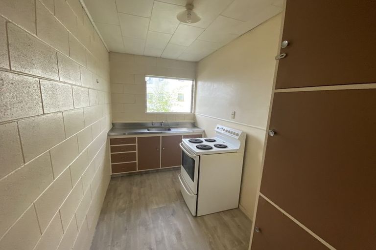 Photo of property in 10/5 Tralee Place, Hillcrest, Hamilton, 3216