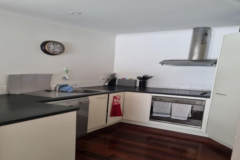 Photo of property in 25 Ballantrae Place, Thorndon, Wellington, 6011