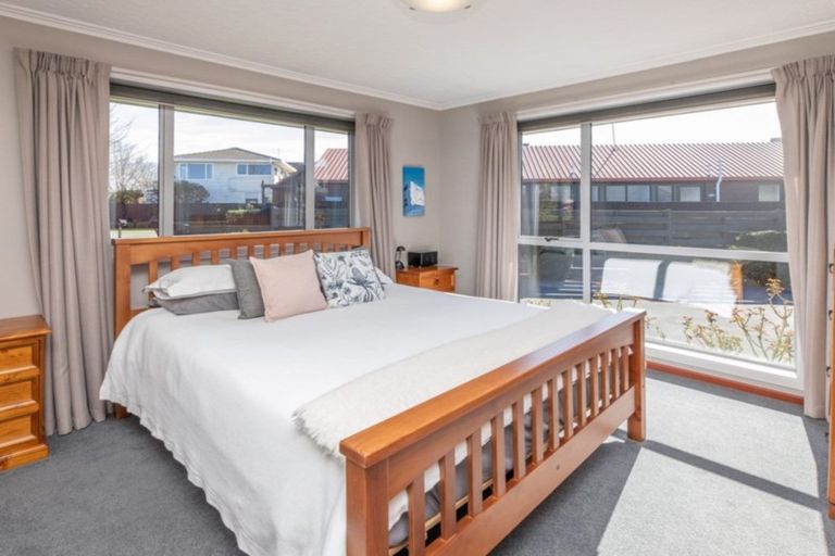 Photo of property in 11 Goya Place, Bishopdale, Christchurch, 8051