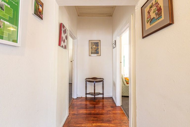 Photo of property in 10 Guyton Street, Whanganui, 4500