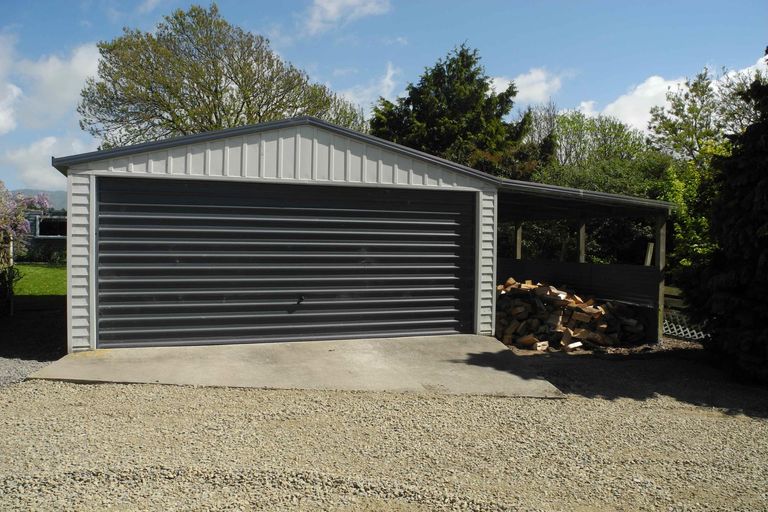 Photo of property in 128 Maytown Road, Waimate, 7978