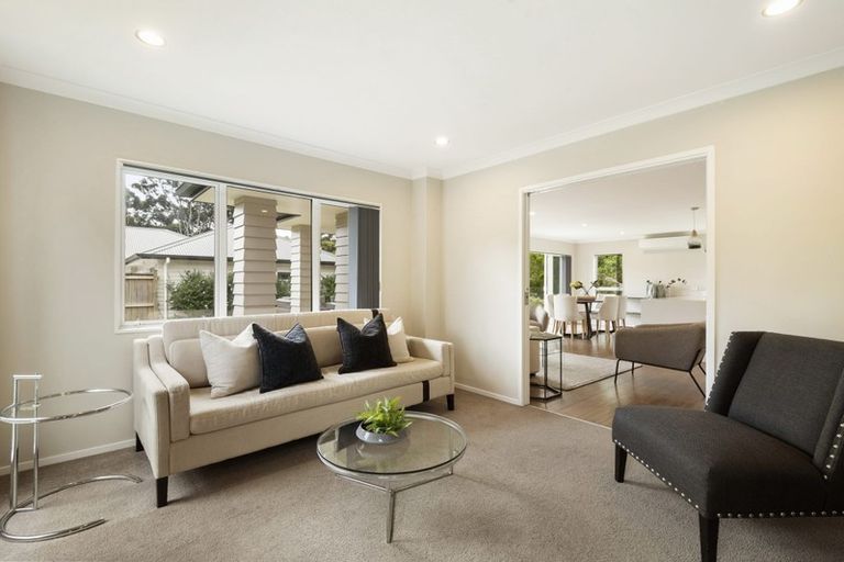 Photo of property in 29d Greenhithe Road, Greenhithe, Auckland, 0632