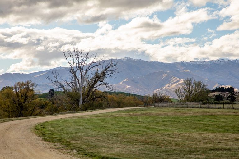 Photo of property in 28 Gartley Lane, Springvale, Alexandra, 9393