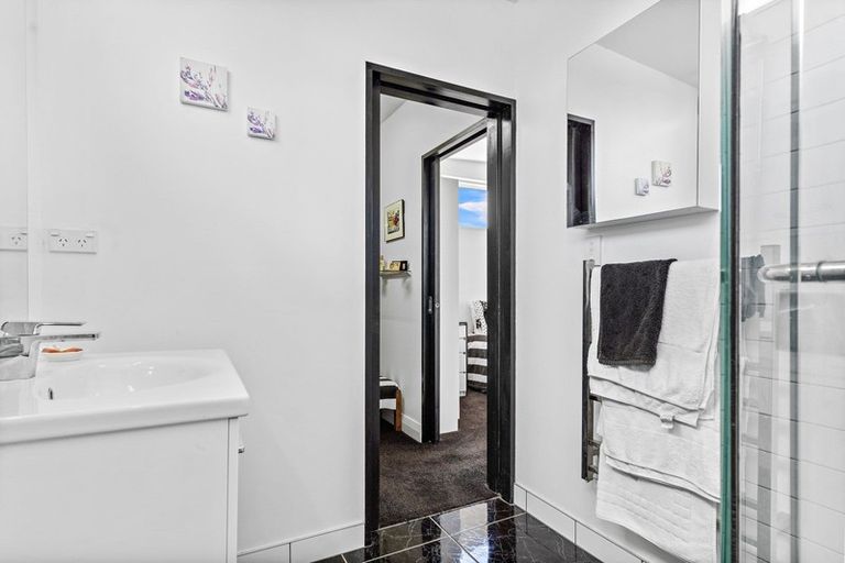 Photo of property in 66 Jellicoe Street, Greytown, 5712