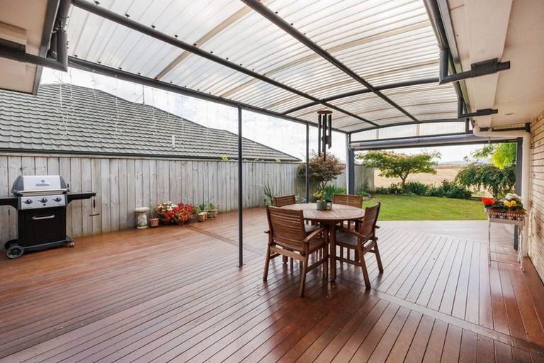 Photo of property in 147 Pacific Drive, Fitzherbert, Palmerston North, 4410