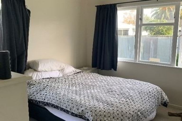 Photo of property in 3 Myers Place, Tamatea, Napier, 4112