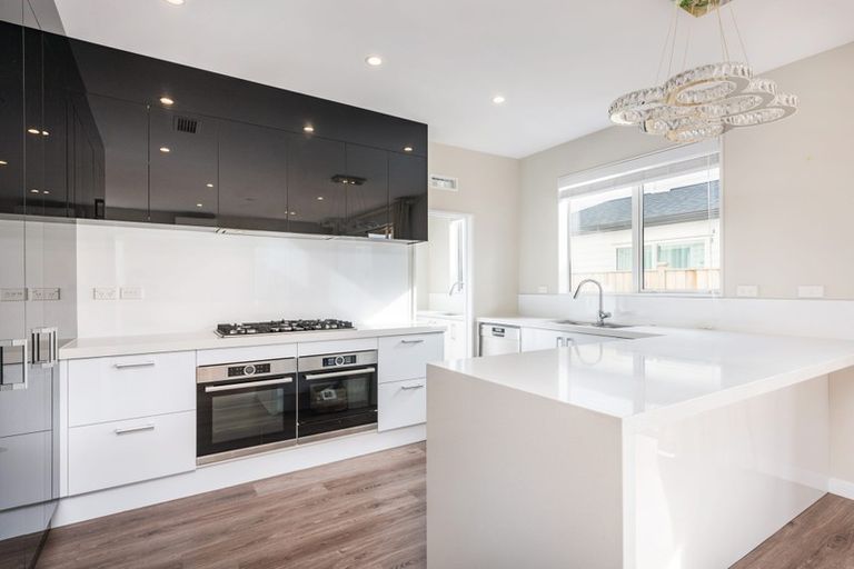 Photo of property in 24 Mackay Drive, Greenhithe, Auckland, 0632