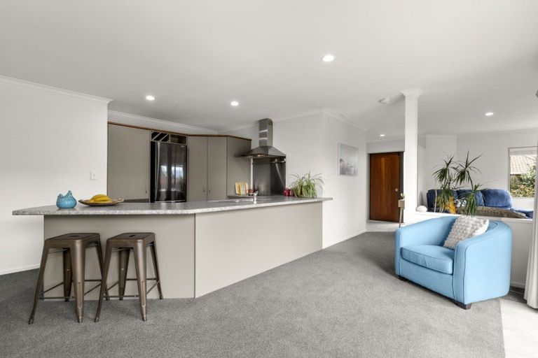 Photo of property in 19 Palm Springs Boulevard, Papamoa Beach, Papamoa, 3118