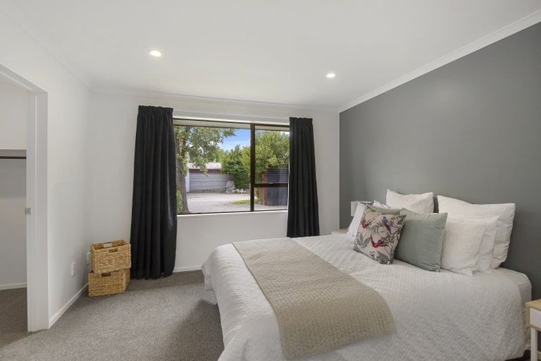 Photo of property in 2/28 Bounty Street, Bryndwr, Christchurch, 8053
