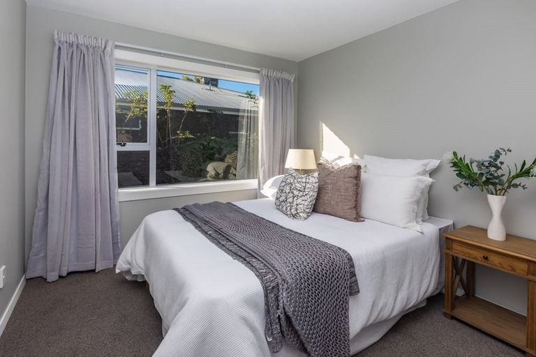 Photo of property in 19 Horton Place, Avondale, Christchurch, 8061