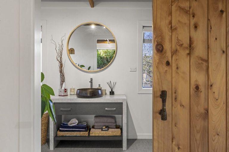 Photo of property in 37 Main Road, Raglan, 3225
