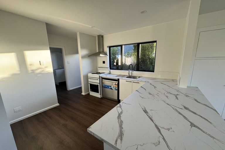 Photo of property in 37 Springbank Street, Bryndwr, Christchurch, 8053