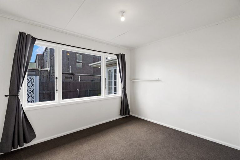 Photo of property in 19 Shrimpton Road, Haumoana, 4102