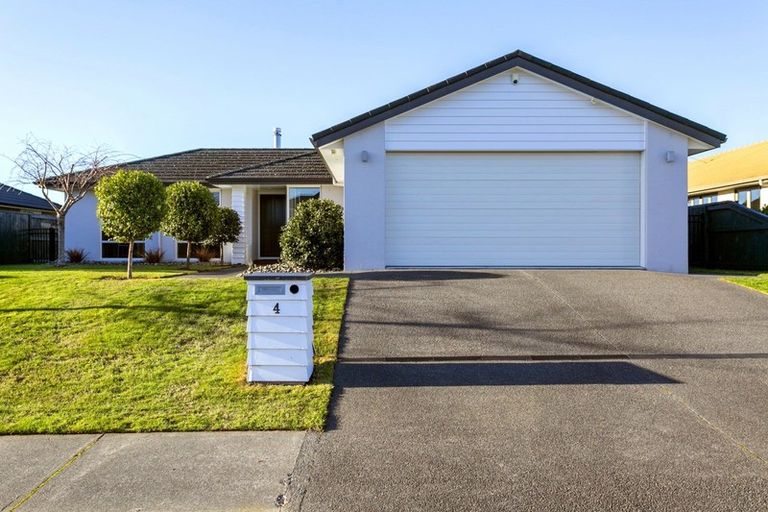 Photo of property in 4 Ernest Kemp Rise, Wharewaka, Taupo, 3330