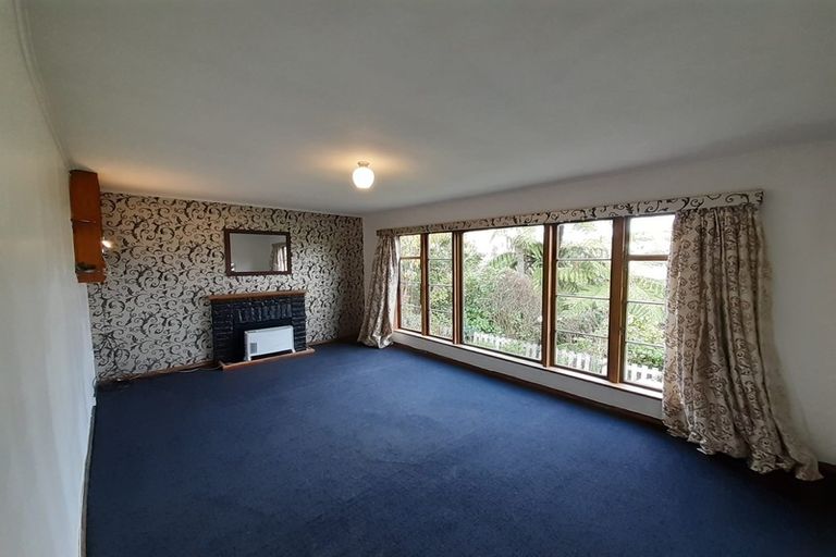 Photo of property in 21 Pembroke Road, Northland, Wellington, 6012