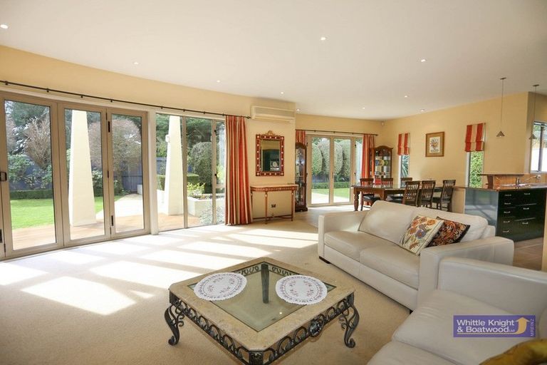 Photo of property in 6 Hogarth Lane, Burnside, Christchurch, 8053