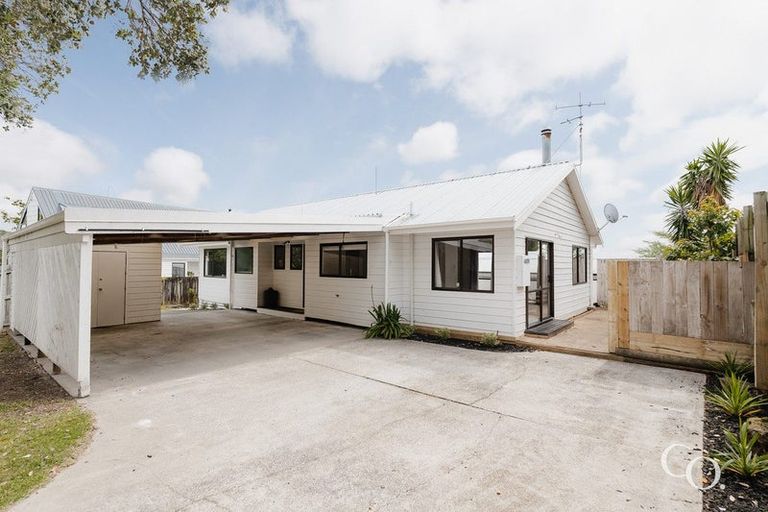 Photo of property in 16 Pelorus Street, Welcome Bay, Tauranga, 3112
