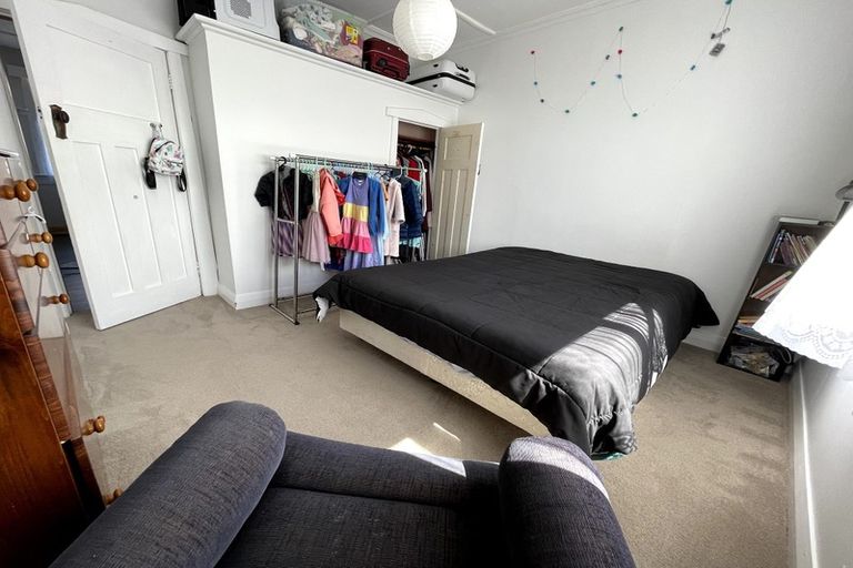 Photo of property in 46 Cambridge Terrace, Waiwhetu, Lower Hutt, 5010