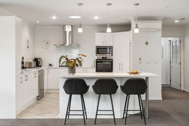 Photo of property in 7 Applecross Lane, Harewood, Christchurch, 8051