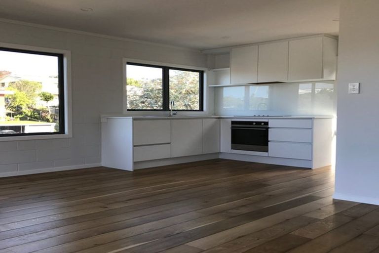 Photo of property in 1/22 Don Croot Street, Morningside, Auckland, 1021