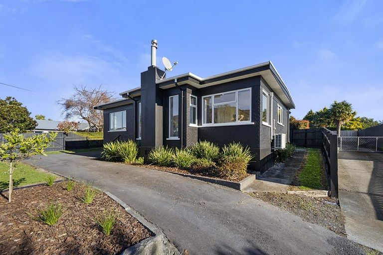 Photo of property in 88 Govett Avenue, Frankleigh Park, New Plymouth, 4310
