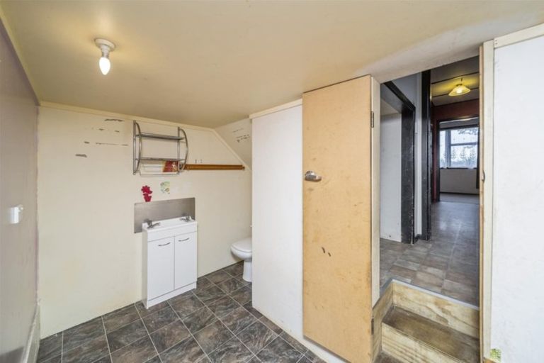 Photo of property in 11 Fairfield Road, Hawera, 4610