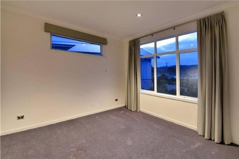 Photo of property in 2 York Terrace, Riverhead, 0820