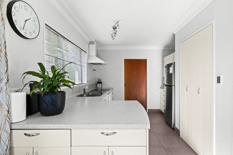 Photo of property in 34 Roskilda Crescent, Taradale, Napier, 4112