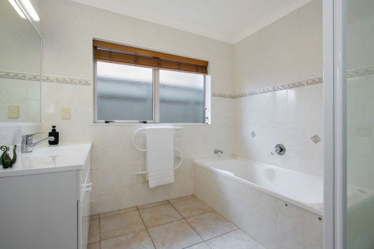 Photo of property in 13 Gleneagles Drive, Aongatete, Katikati, 3178